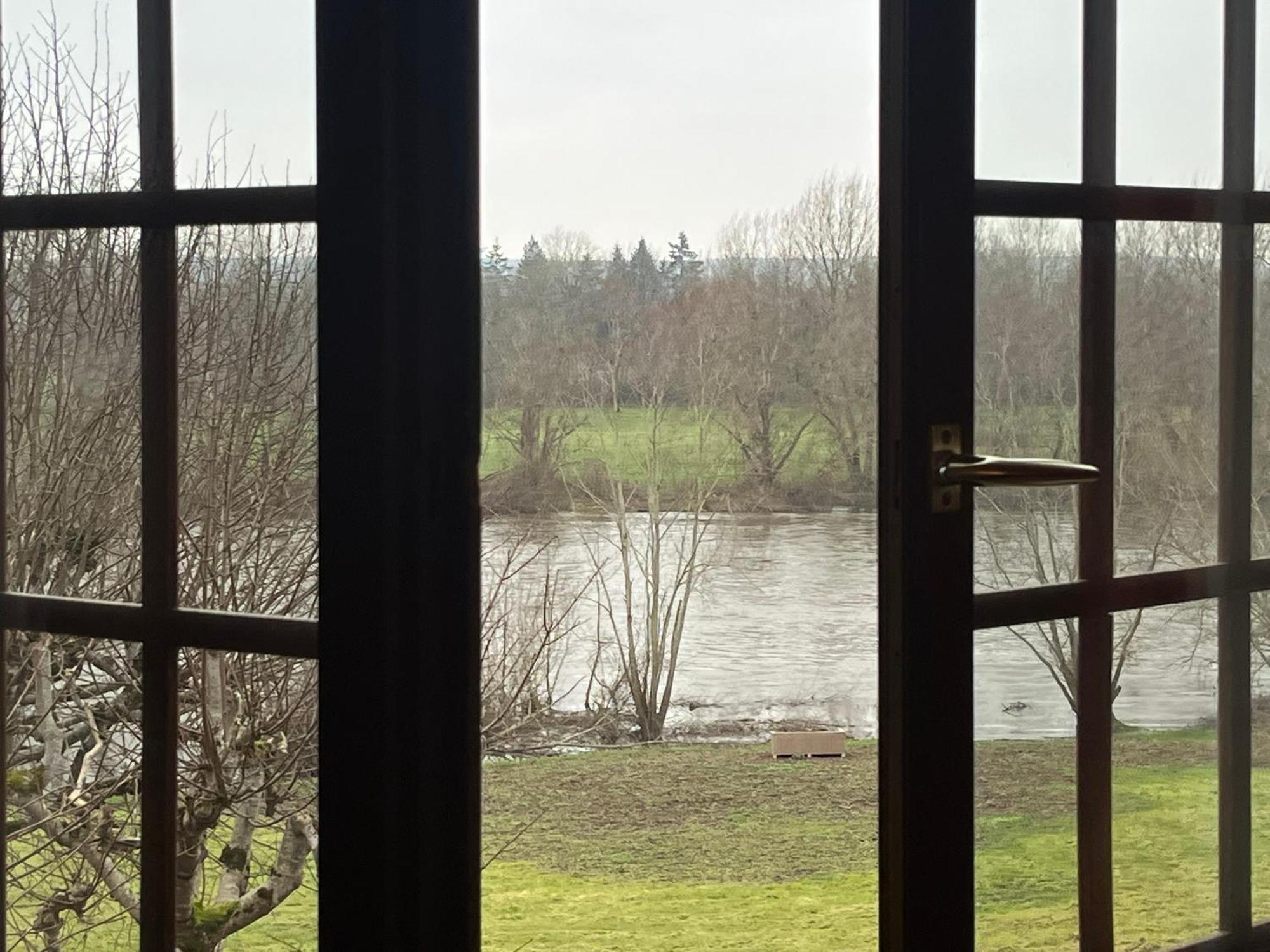Hotel La Chaumiere De L'Eau Sauvage à Villeneuve-sur-Allier Extérieur photo