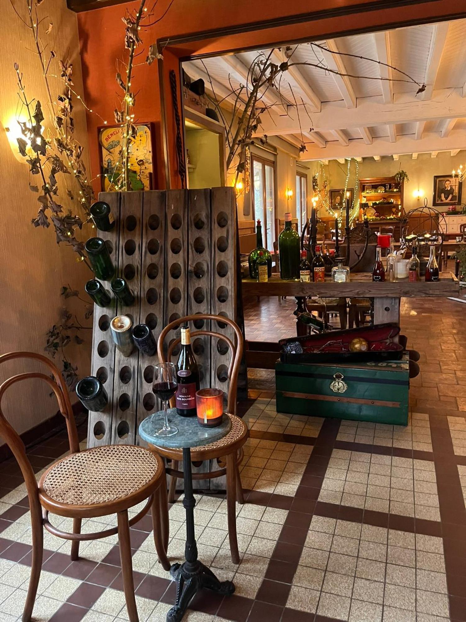 Hotel La Chaumiere De L'Eau Sauvage à Villeneuve-sur-Allier Extérieur photo